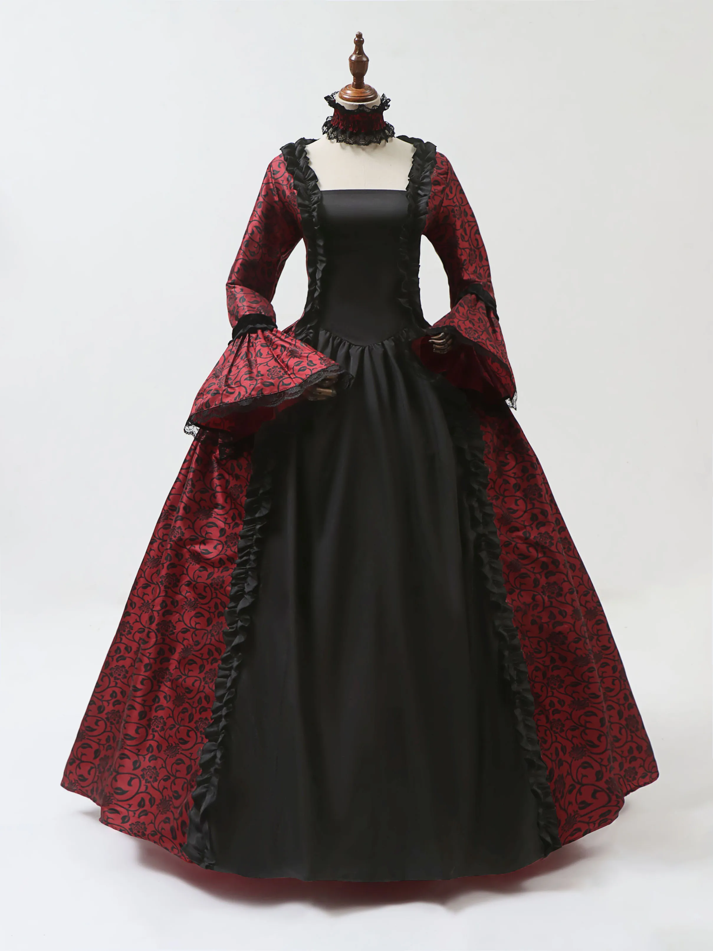 Abito cosplay di Maria Antonie - Evening Gown recensione e prezzo