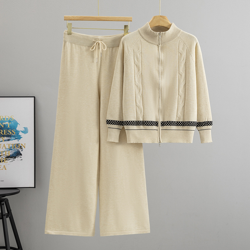 Completo da donna in maglia, c - Womens Suit recensione e prezzo