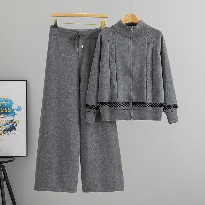 Completo da donna in maglia, c - Womens Suit recensione e prezzo